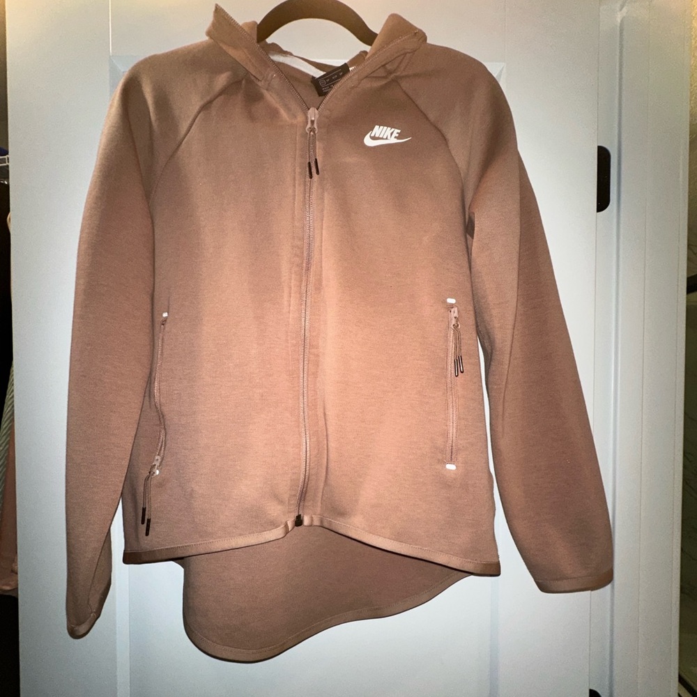 Women’s Nike Sweatshirt high low